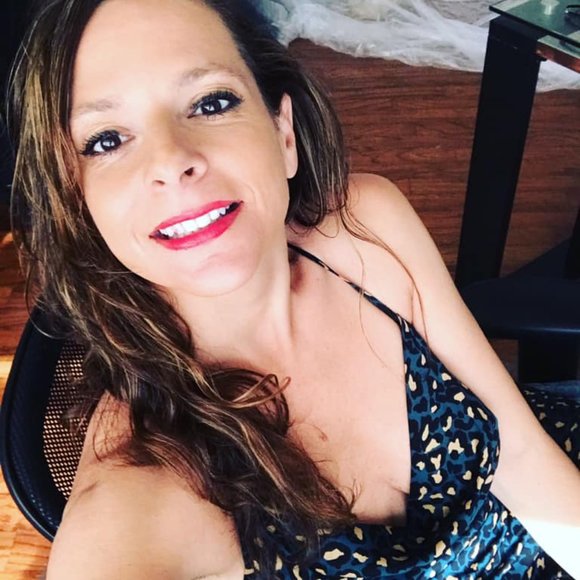 Meet your Posher, Catherine - Picture 1 of 2